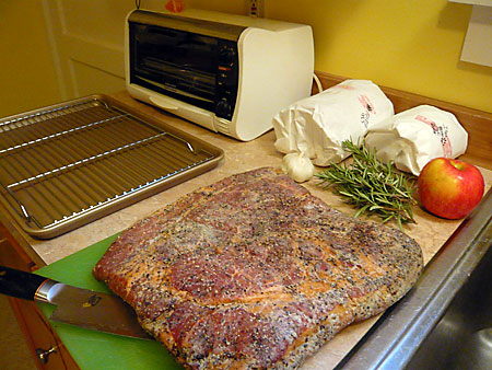 tableau-not-so-vivant Slab O'Bacon, Stuffing elements.